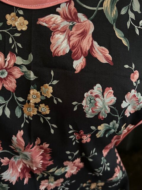 Vintage 1940's Reproduction Black Floral Apron - Image 3